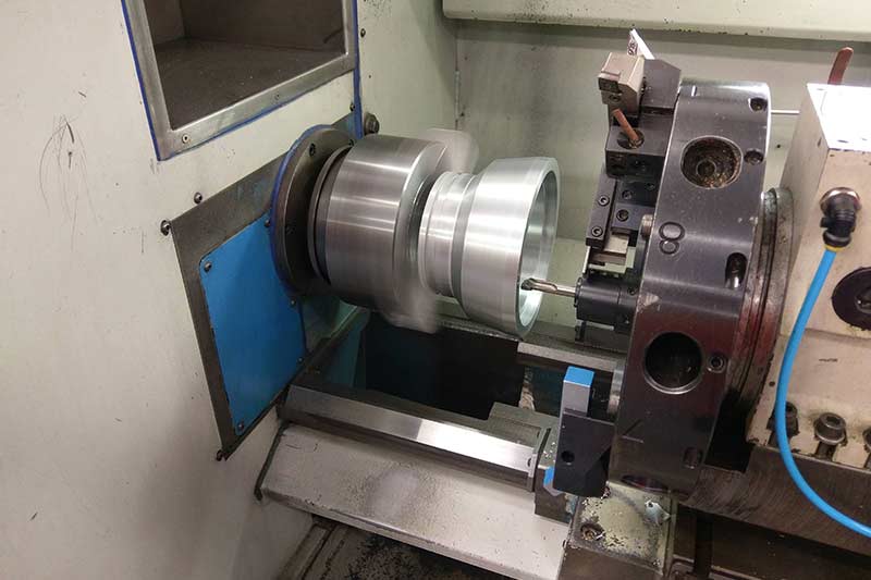 Usinage d'une chape de calibrage sur notre tour CNC